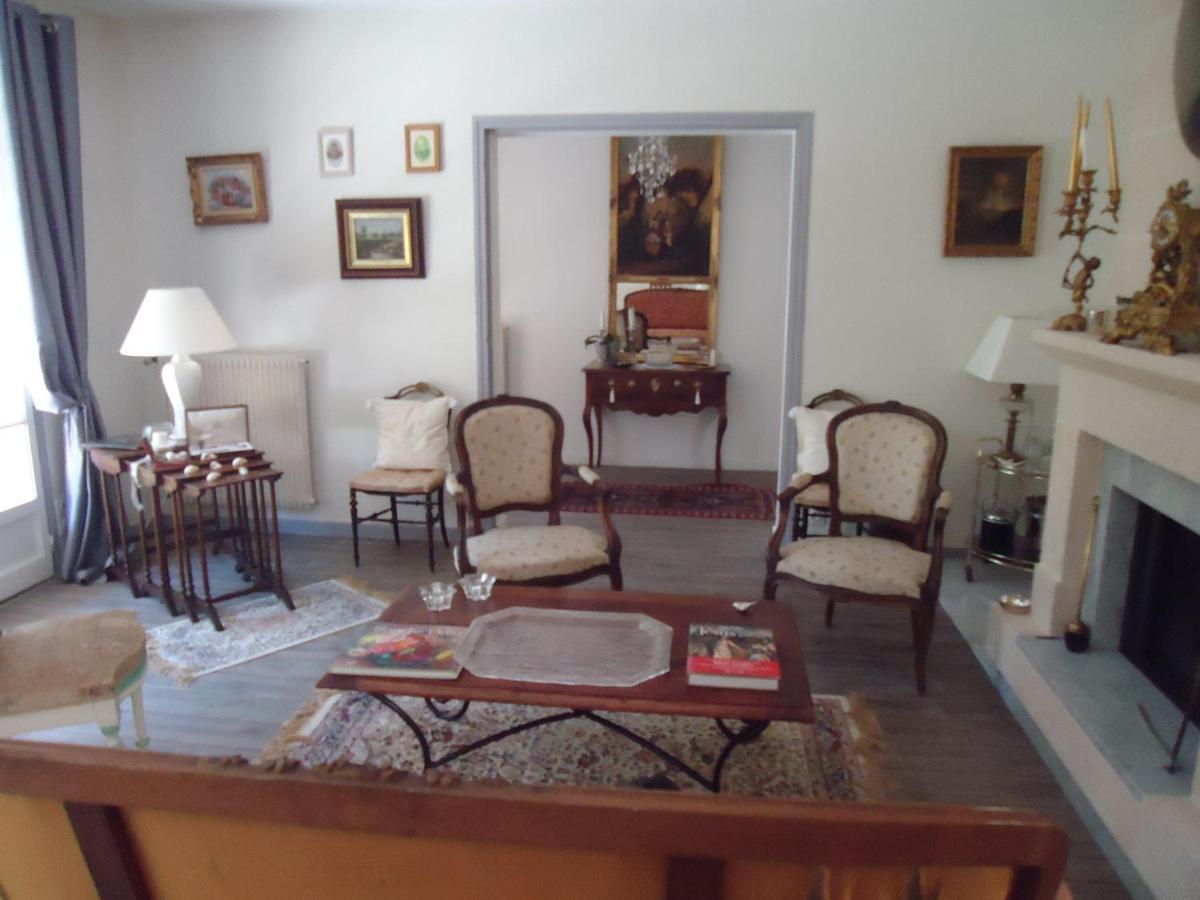 A La Cerisaie Bed & Breakfast Carignan-de-Bordeaux ภายนอก รูปภาพ