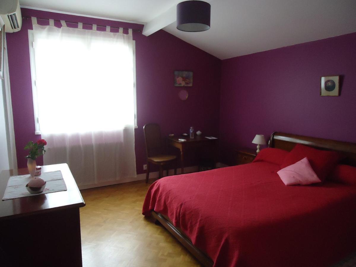 A La Cerisaie Bed & Breakfast Carignan-de-Bordeaux ภายนอก รูปภาพ